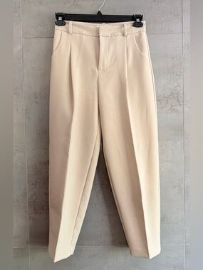ZARA Beige High Waisted Tailored Pants/ Minimal Chic